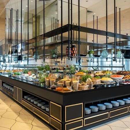 Vert Lagoon Netanya By Afi Hotels Exterior photo A buffet at a hotel