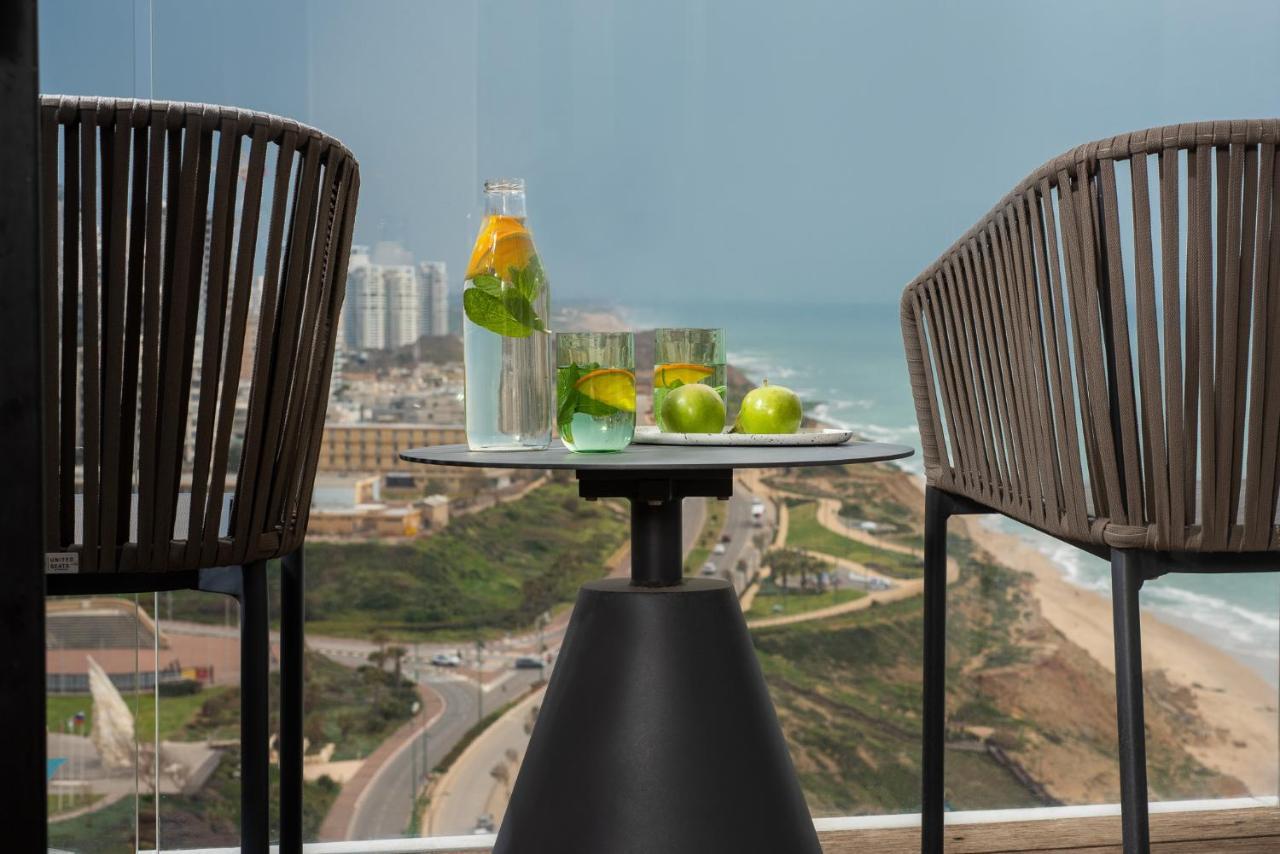 Vert Lagoon Netanya By Afi Hotels Exterior photo View from the balcony of a suite at the Hilton Tel Aviv